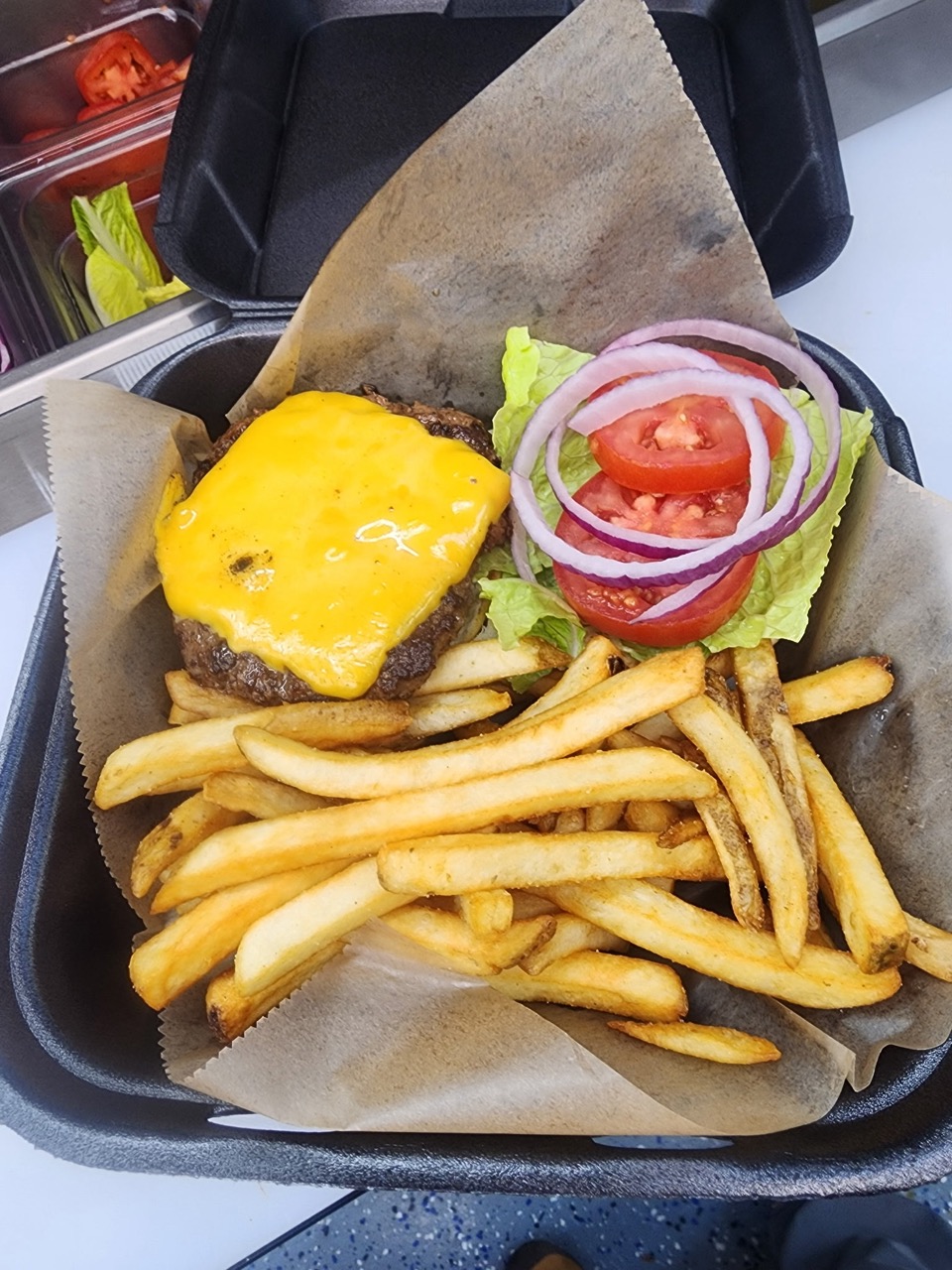 Cheeseburger Basket